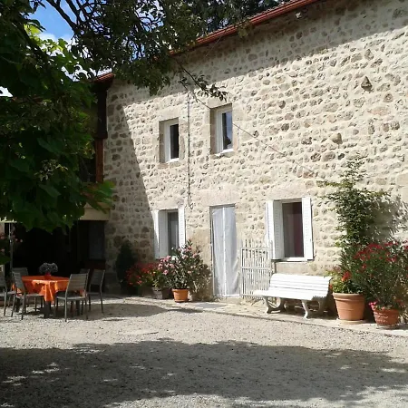 De Charme En Auvergne, Cour Fermee, Jardins Prives, Bbq, Babyfoot, Proche St Jacques De Compostelle - Fr-1-582-232 *