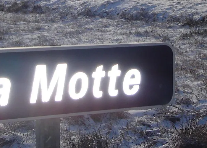 De Charme En Auvergne, Cour Fermee, Jardins Prives, Bbq, Babyfoot, Proche St Jacques De Compostelle - Fr-1-582-232 Saint-Georges-Lagricol